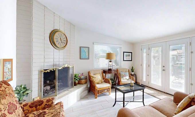 Pierpont Bay House | Beach Bungalow w/Patio & Outdoor Shower ' Steps to Ocean & Restaurants