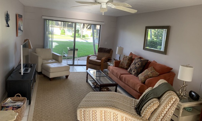 Central Beach Condo | Beach condo Steps away from the beach/boardwalk and park