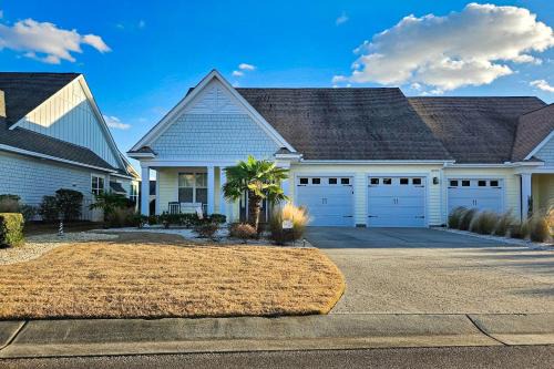 St. James House | Beach Cove Charmer