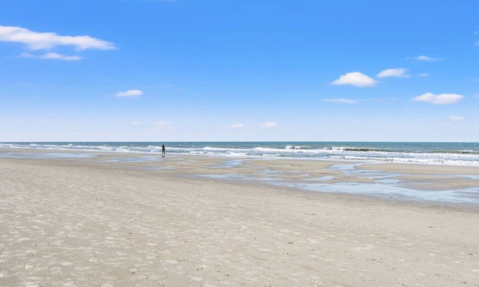Windy Hill Apartment | Beach Cove Resort 1107