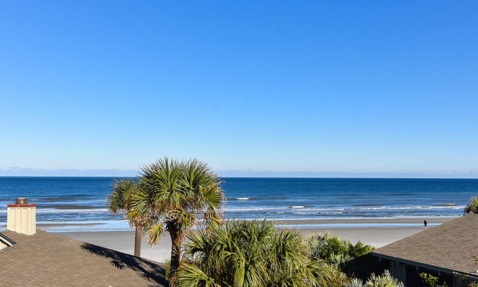 Sea Dunes Condo | Beach Daze Townhome at Sea Dunes Green Turtle B5 ~ Ocean View next to Pool
