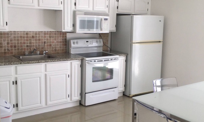 Coral Way House | BEACH DOWNTOWN MIAMI TWINHOME UPDATED !