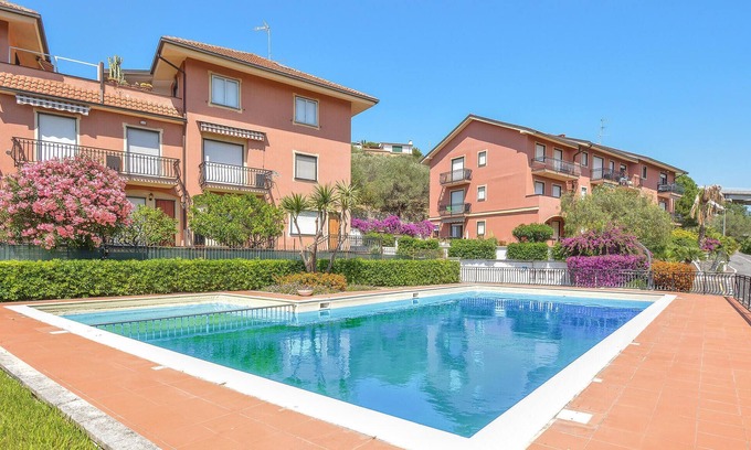San Bartolomeo al Mare Apartment | Beach front apartment