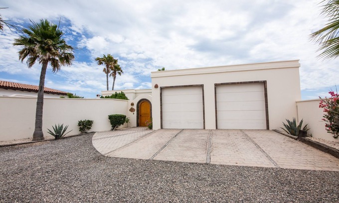 Las Conchas House | Beach Front Luxury Living & Spectacular Deck with heated Spa