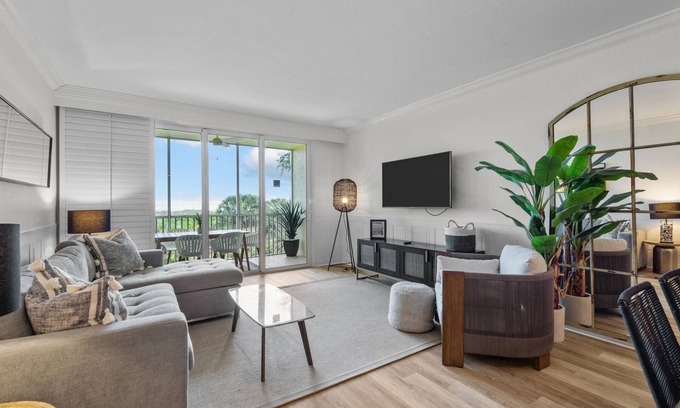 Captiva House | Beach Front, SouthSeas Beach Villa 2008