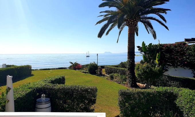 New Golden Mile Villa | Beach Front Villa, Stunning Views, Direct Beach Access, Close to all Amenities.