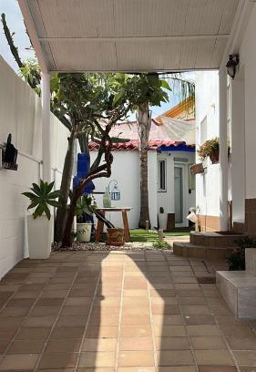 Mairena del Aljarafe Apartment | Beach-Goretti House