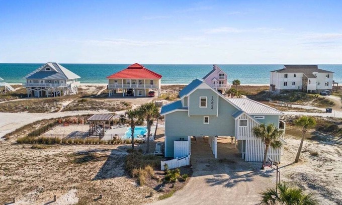 East End House | Beach Home w/Gulf Views, Beach Access, Private Pool, Volleyball, EV Charger, Volleyball & More!