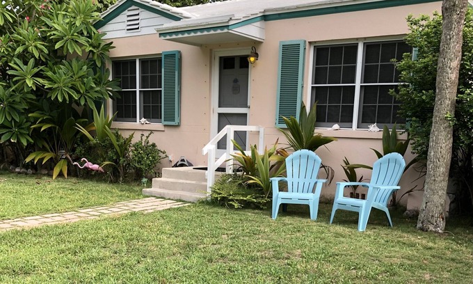 Deerfield Beach House | Beach House 2 blocks 2 fishing pier and Beach!