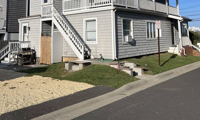 Sea Bright House | Beach house, almost private beach. Your perfect getaway!