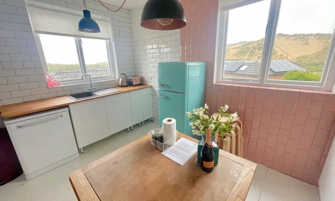 Holywell House | Beach House, Holywell Bay