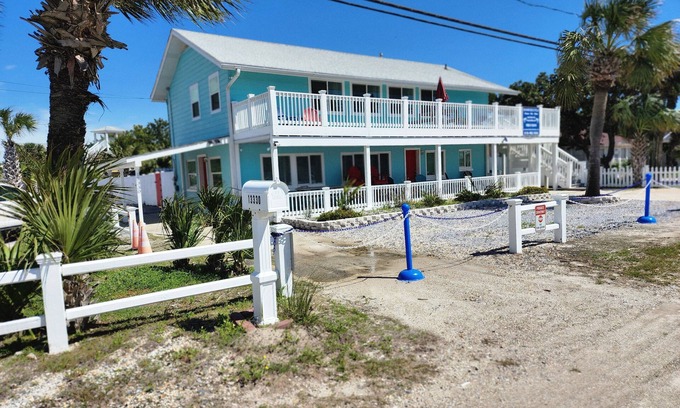 Bahama Beach House | BEACH HOUSE STEPS FROM BEACH, ACCESS 48, 4 BD 4 BATH 2 KITCHEN, PRIVATE POOL