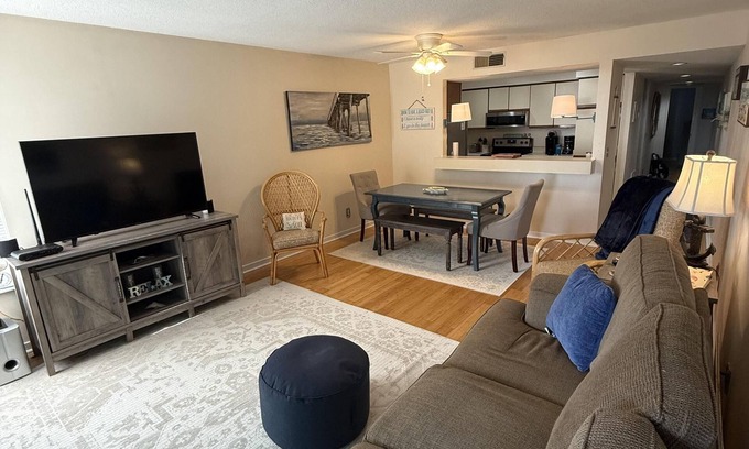 Oceanmarsh Subdivision Condo | Beach house villa! Screened in porch, with views!