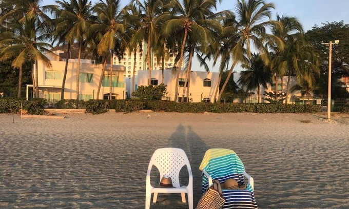 El Rodadero House | Beach house with private pool and access to the sea. Ideal/families and friends.
