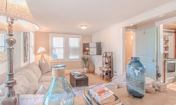 Gloucester House | Beach Life Bliss - steps to the beach