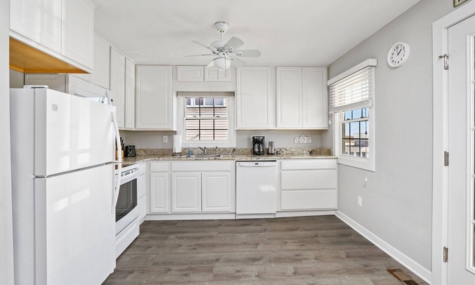 Ocean City Condo | Beach lovers dream 1st floor Ocean block condo 50 steps to beach FREE LINENS!