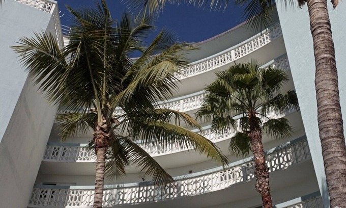 Dolphin Isles Apartment | Beach Lover’s Paradise: Cozy rental just 5 minutes walk to Fort Lauderdale beach