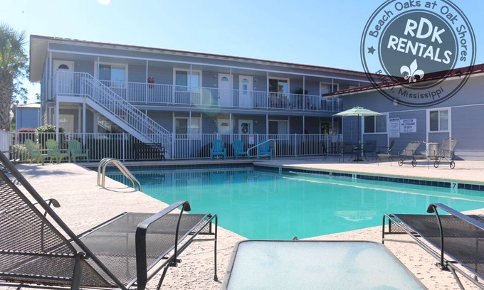 Biloxi Condo | Beach Oaks Condo - Short Walk to the Beach