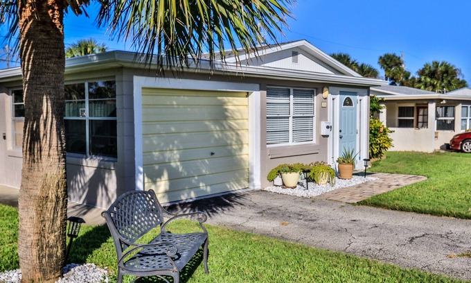 Roberta Heights House | Beach Oasis- Pet Friendly