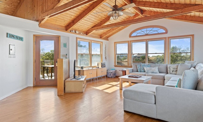 Ocean Bay Park House | BEACH PARADISE FOR FAMILY OR GROUP GETAWAY