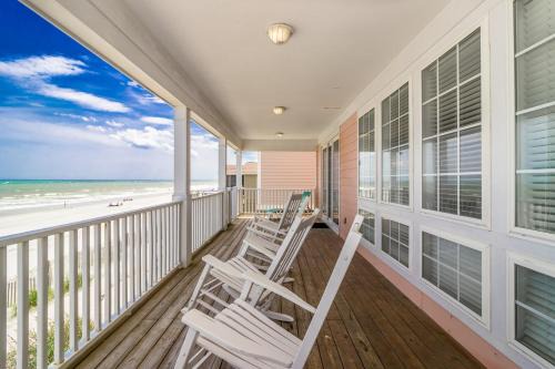 Garden City House | Beach Retreat