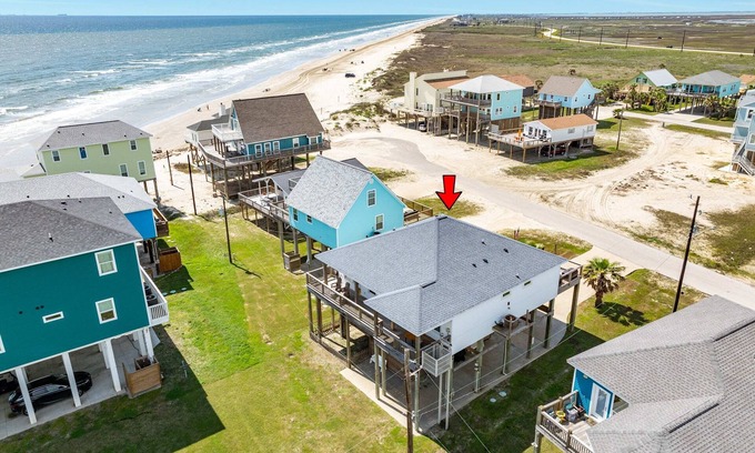 San Luis House | Beach & Water Views on 3 Sides! Screened Porch!