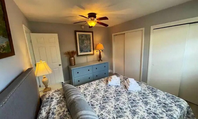 Singer Island Condo | Beach, World Class Snorkeling, Surfing & Fishing
