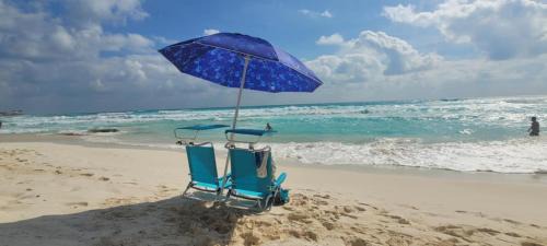 Punta Cancun Apartment | Beachfront 1 bedroom condo in club zone
