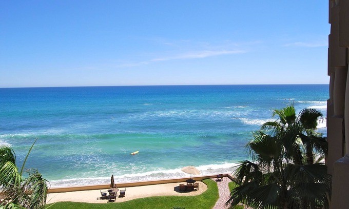 San Jose del Cabo Condo | Beachfront 2 BR Condo with Endless Ocean View - Free Wifi
