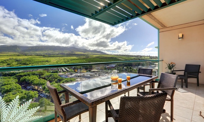 Honokowai Condo | Beachfront Bliss at Honua Kai Resort – Romantic Penthouse Floor Condo, Sleeps 4