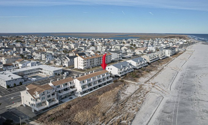 Brigantine Condo | Beachfront Bliss – Direct, Unobstructed Ocean Views! No long walks to the beach