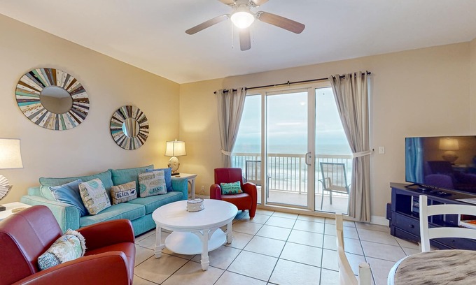 Bahama Beach Condo | Beachfront condo in resort with pools & fitness center - prime location
