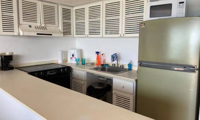 Puerto Aventuras Apartment | Beachfront Condo at Club de Yates