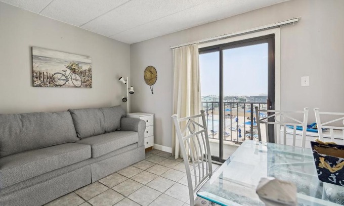 North Wildwood Apartment | Beachfront Fourth-Floor Condo with Community Pool!