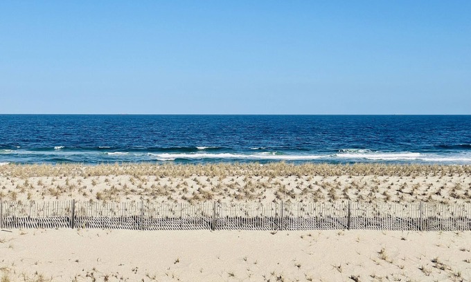 Seaside Heights Condo | Beachfront getaway on the sea