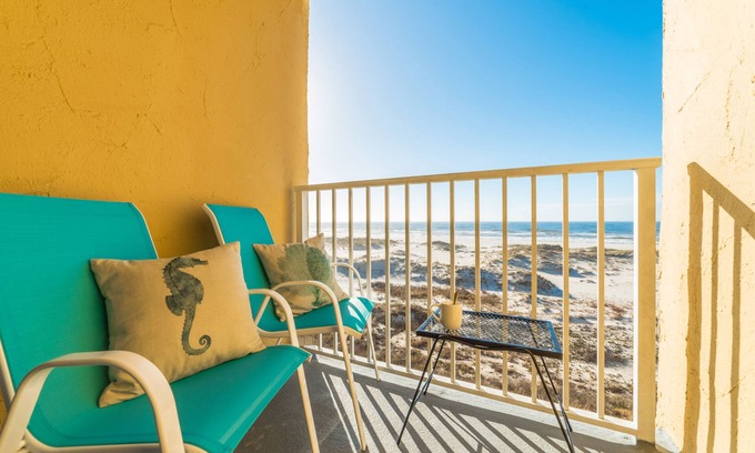 Alabama Gulf Coast Condo | Beachfront Gulf Views! Adorable Corner Unit! Surreal Sunsets!