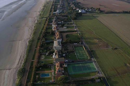 West Wittering House | Beachfront holiday home