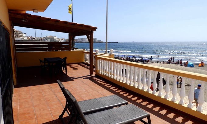 El Medano House | Beachfront house with 4 bedroom in Medano Beach