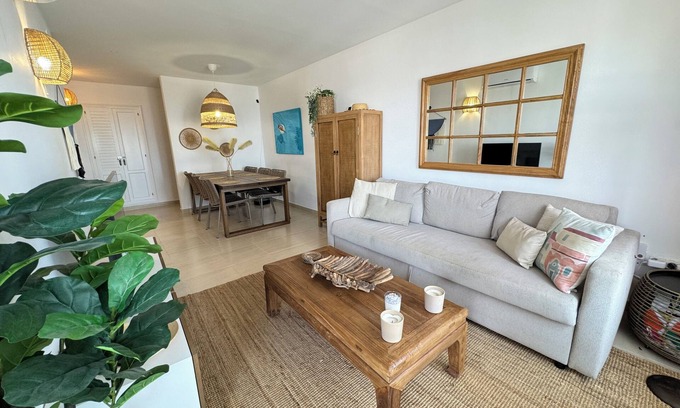 Costa del Sol Apartment | Beachfront in Los Boliches, Swimming Pool
