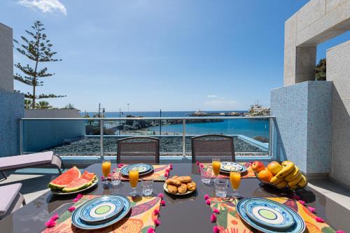 Playa de Mogan Apartment | BeachFront in Puerto Mogán