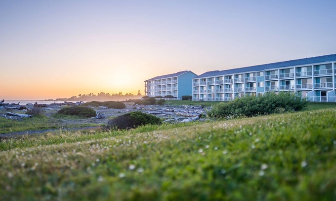 Harbor Hotel | Beachfront Inn