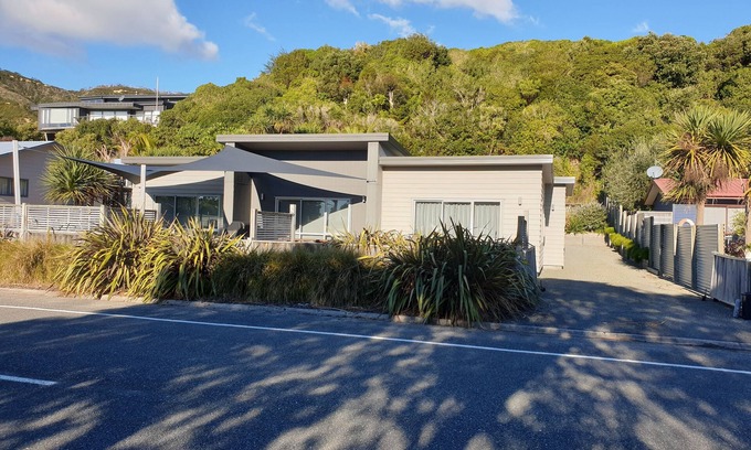 Tata Beach House | Beachfront Ligar Bay