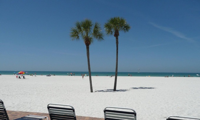 Belle Vista Condo | Beachfront Resort Condo Heated Pool Direct Beachfront