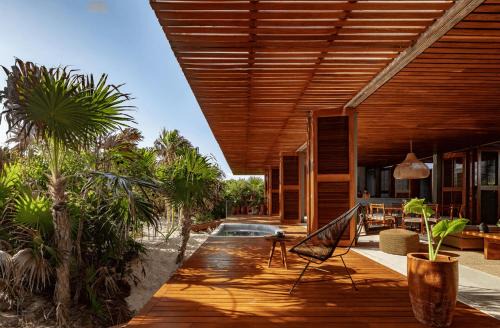 Tulum Villa | Beachfront Sian Kaan Villa 3