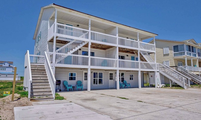 North Topsail Beach Condo | Beachfront First Floor Unit in North Topsail