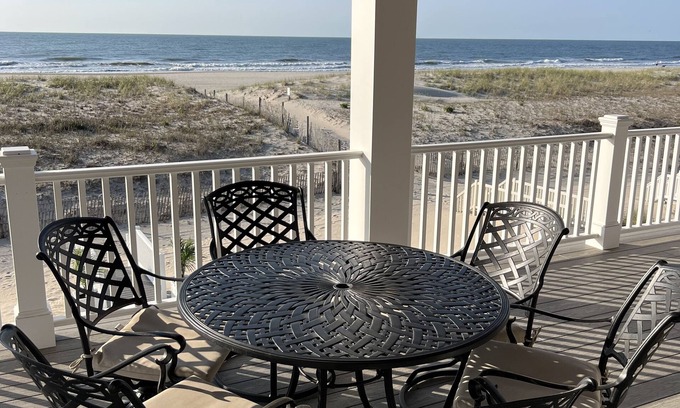 South End House | BEACHFRONT