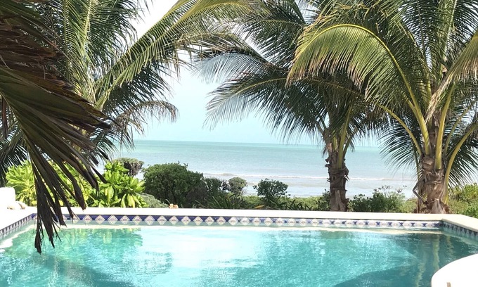Telchac Puerto Villa | Beachfront Villa Tranquilita 3Bd/3Ba POOL,WiFi ,4 AC , Private collection