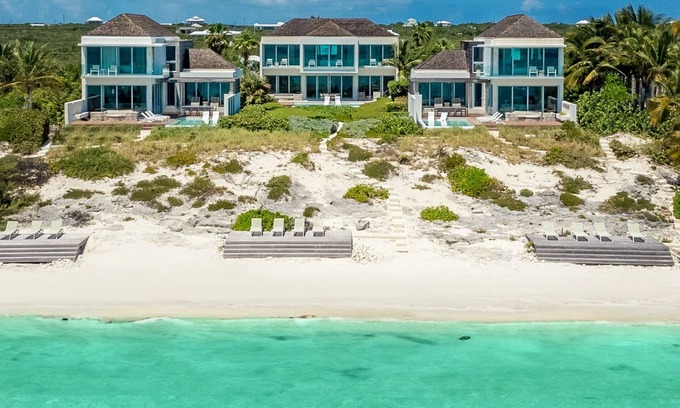 Long Bay Hills Villa | Beachfront Villa w/Private Pool & Concierge – Villa Helios