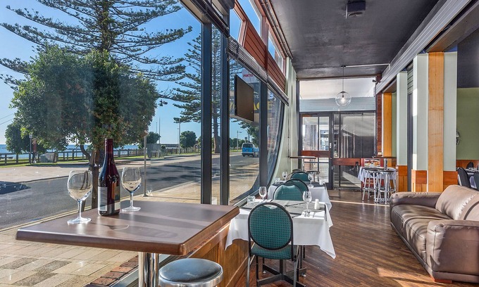 Burnie Hotel | Beachfront Voyager Motor Inn