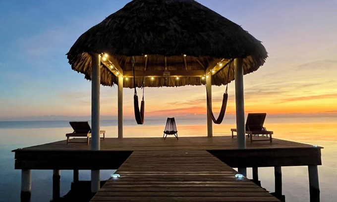 Sittee River House | Beachfront w/FREE GOLF CART & EXTRA STUDIO